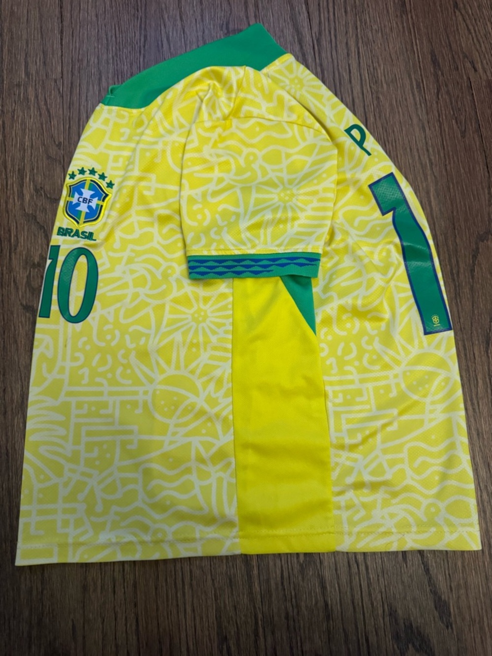 Pelé #10 Brazil Yellow & Green Soccer Jersey - Picture 3 of 7